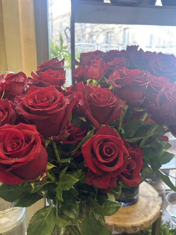 bouquet de roses rouges pour la St Valentin en livraison à Marseille et alentours 