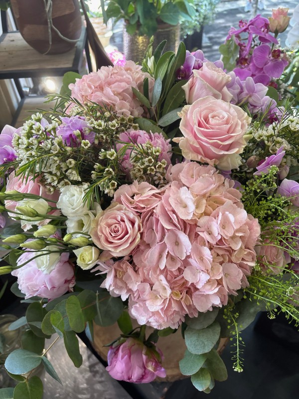 Bouquet à offrir pour la fête des mères par un fleuriste à Marseille et alentours